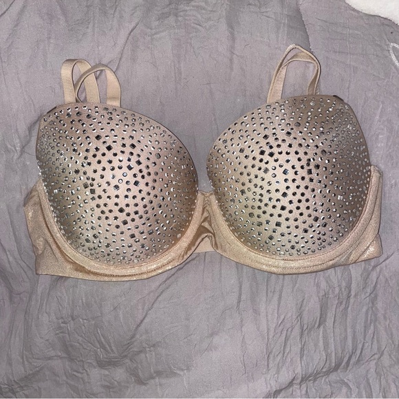 Embellished Victoria’s Secret bra - Picture 3 of 5